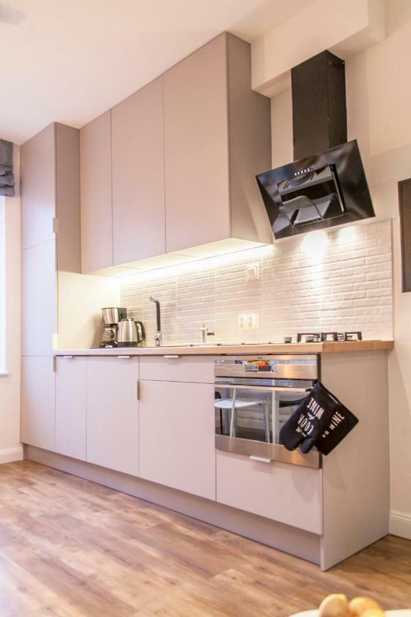 Family Luxury Comfort Old Town Apartament, 1-8, 2 Sypialnie I Salon, Parking W Cenie Gdańsk Exteriör bild