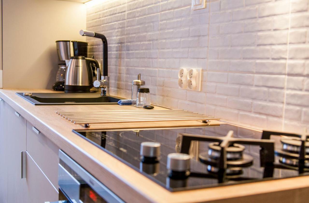 Family Luxury Comfort Old Town Apartament, 1-8, 2 Sypialnie I Salon, Parking W Cenie Gdańsk Exteriör bild