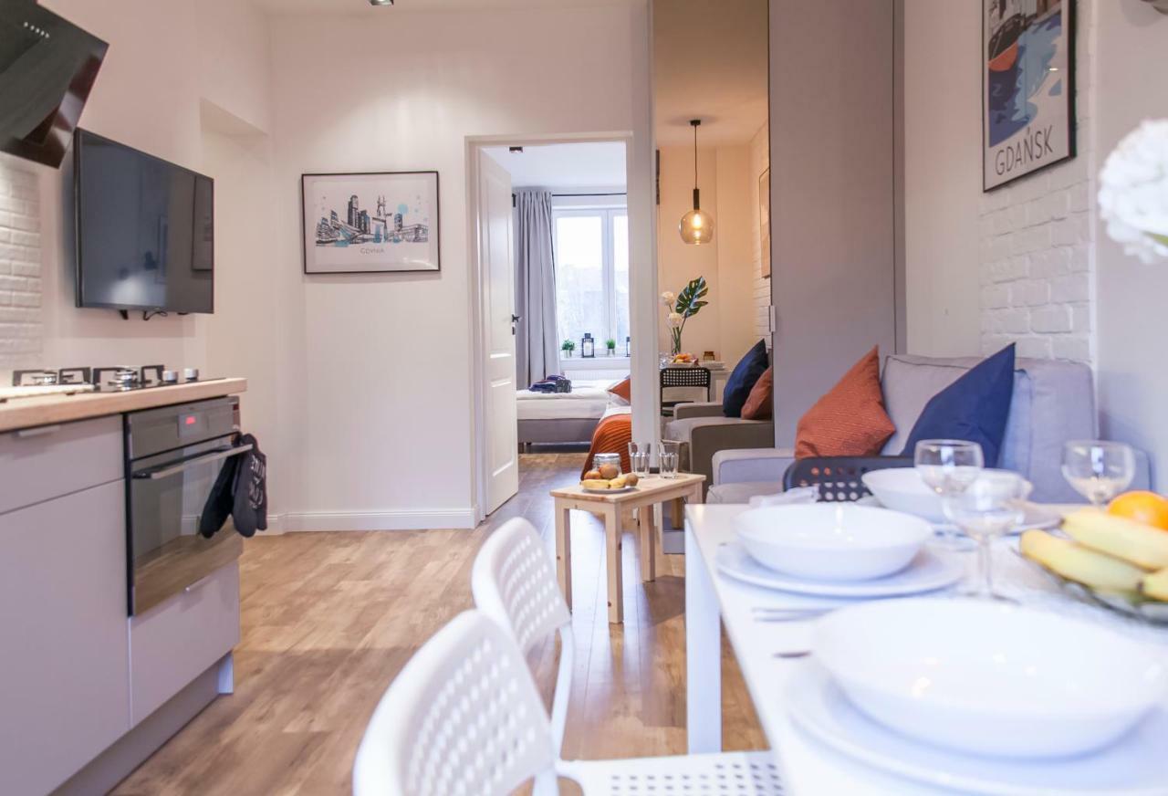 Family Luxury Comfort Old Town Apartament, 1-8, 2 Sypialnie I Salon, Parking W Cenie Gdańsk Exteriör bild